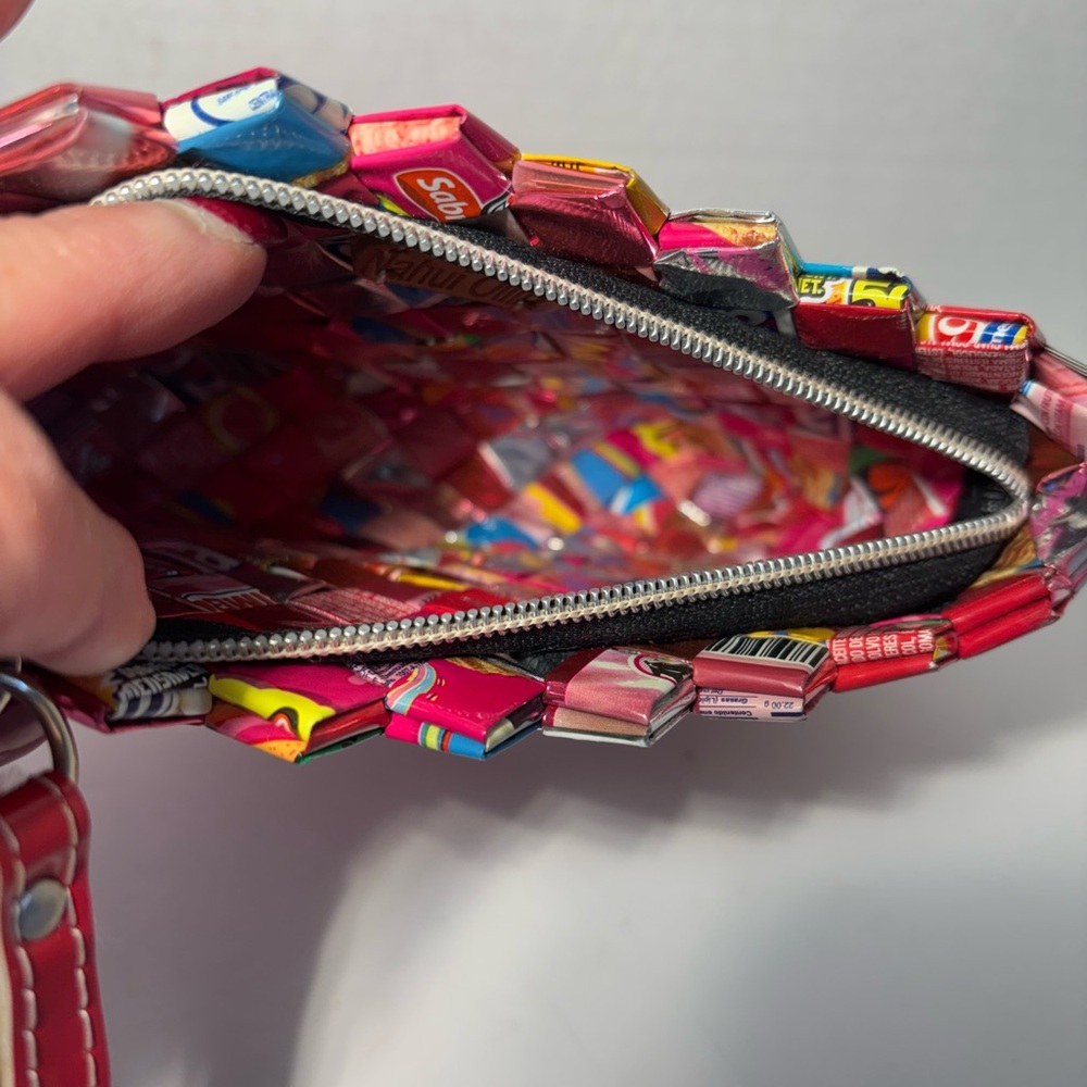 Nahui Ollin Bag Wristlet Recycled Candy Gum Wrapper Woven Multicolored Purse 7” - Picture 10 of 12